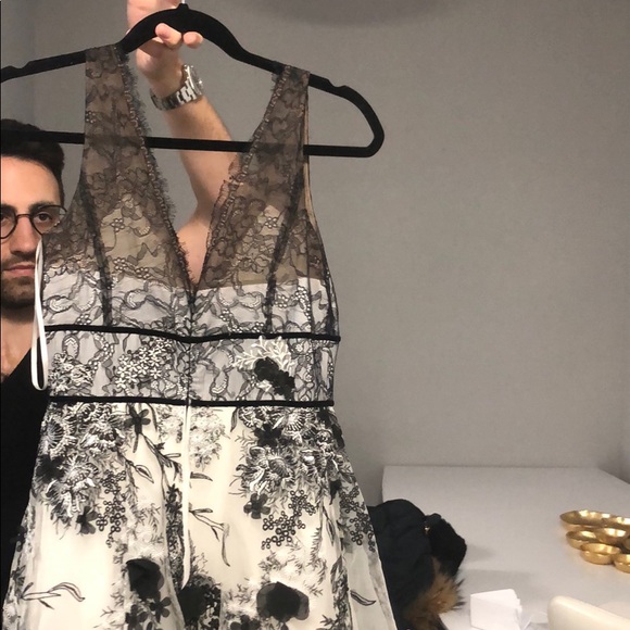 Marchesea Notte 2 tiered white & black lace gown - Picture 4 of 6